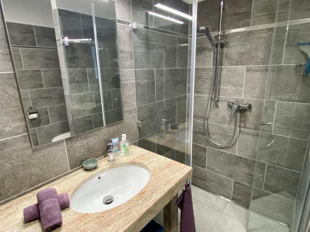 Iris Appartement In Heviz Mit Tiefgarage Und Panoramaaussicht Luaran gambar